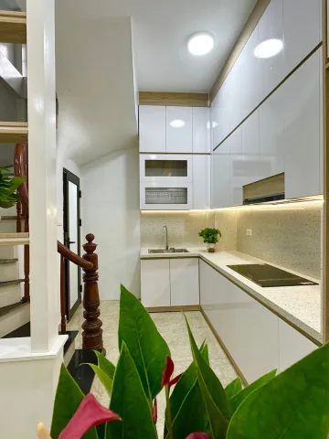 NHÀ ĐẸP HOÀNG MAI KHOẢNG SÂN TRƯỚC RỘNG THOÁNG HIẾM GẶP – 34M² X 5 TẦNG – TẦM GIÁ 8.X TỶ