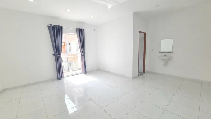 Cho thuê nhà nguyên căn trung tâm Thành Phố Mới