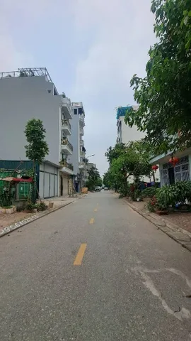 BÁN ĐẤT TĐC THẠCH BÀN 130M2- MT 7.5m- VỈA HÈ, Ô TÔ TRÁNH- 30 TỶ