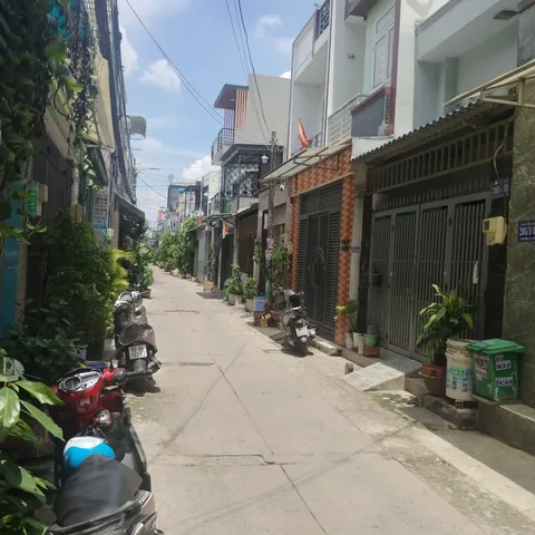 Bán nhà hẻm xe hơi thông đường liên khu 4, 5 ngay chợ Bình Thành