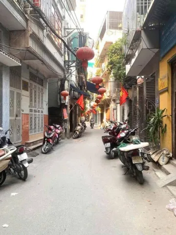Khâm Thiên, 42m x 4tầng x Mt 3.3, dân xây ngõ thoáng, an sinh đẳng cấp