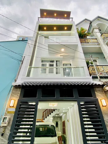 Nhà sổ hồng riêng 43m2 giá 2 tỷ 450 triệu đường Nguyễn Phúc Nguyên, phường 10, quận 3