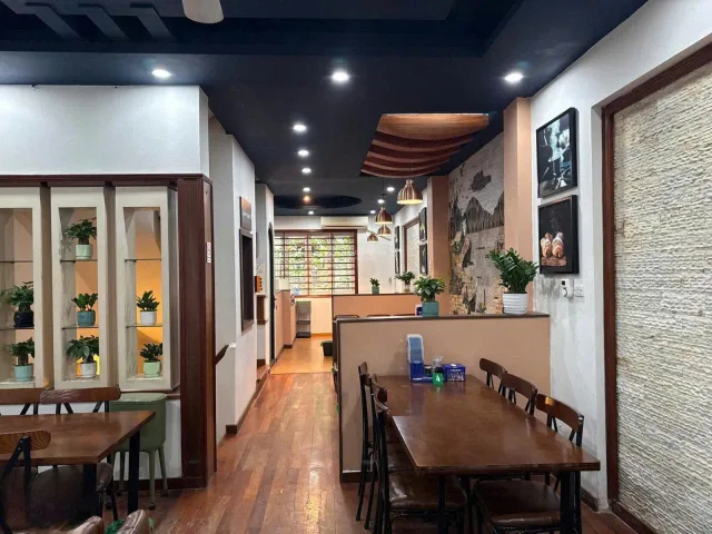 Cho Thuê Nhà Ngõ 76 Duy Tân - Cầu Giấy 60M² 5 Tầng 4 Phòng - Tầng 1,2 Thông Sàn Kinh Doanh - Trước Nhà Ô Tô Tránh - Giá Thuê 48tr