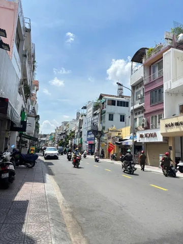 NHÀ HUỲNH VĂN BÁNH PHÚ NHUẬN, 7,X TỶ