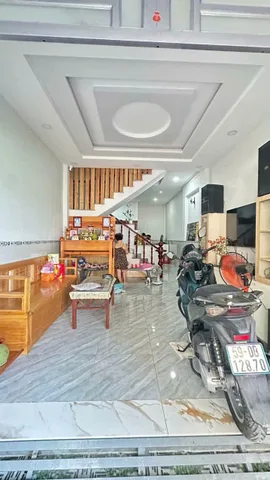 Gần Quách Điêu VLA.nhà 1trệt 1 lầu.2pn.2w . DT: 4x12