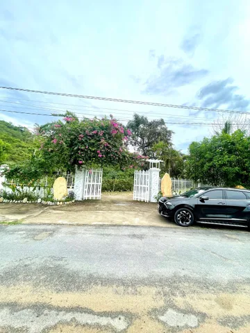 🌈BÁN NHANH LÔ ĐẤT VƯỜN SUỐI TIÊN Nay là Suối Hiệp -Diên Khánh- Khánh Hoà 
-Diện Tích : 1364,9m Ngang 20m Nở hậu
-Đối diện khu du lịch suối tiên và khu dân cư hiện hữu
-Đường rộng 12m thông đi các hướng
