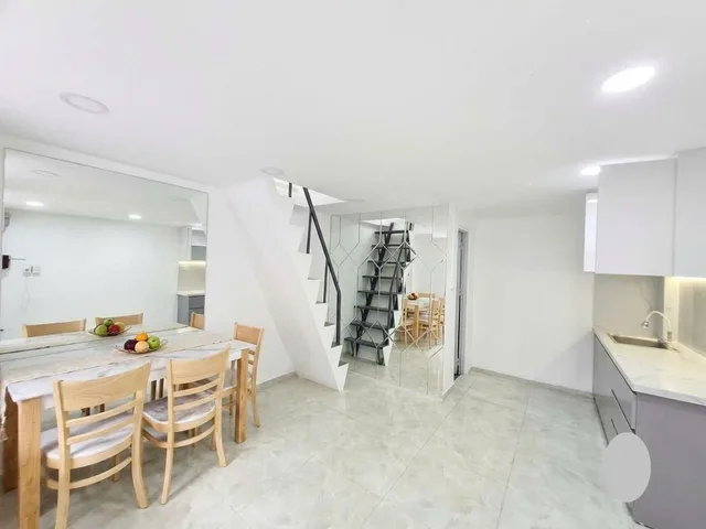 BÁN NHÀ 48M² SỬ DỤNG - 2 TẦNG 2 PHÒNG NGỦ - SÁT MẶT TIỀN ĐƯỜNG LỚN QL1A - -NGAY CẦU VƯỢT LINH XUÂN -CẠNH KCN LINH TRUNG THỦ ĐỨC