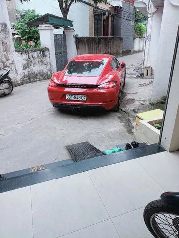 Cơ Hội Sở Hữu Nhà Ngã Tư Thạch Bàn, Cổ Linh Ô tô đỗ cửa, giá chào 6,4 tỷ