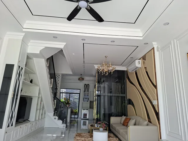 Cần bán nhanh nhà mới xây 4 tầng cạnh mặt tiền Nguyễn Bình, Nhà Bè