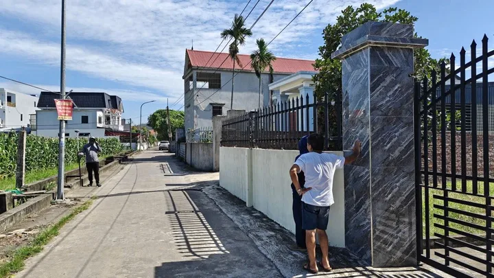 06.2026. bán 98m2 mặt đường thôn 5m. Tân Dân. giá 1,42 tỷ.liên hệ 0362558882