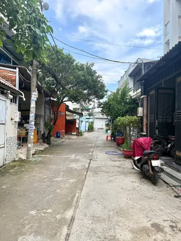 Bán nhà 3 lầu, lê Văn quới. BINH TÂN