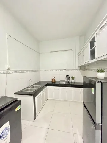 BÁN NHÀ 100M² SỬ DỤNG - 3 TẦNG 2 PHÒNG NGỦ - CÁCH 100M RA ĐƯỜNG ĐÌNH PHONG PHÚ - SÁT CẠNH NGÃ TƯ THỦ ĐỨC