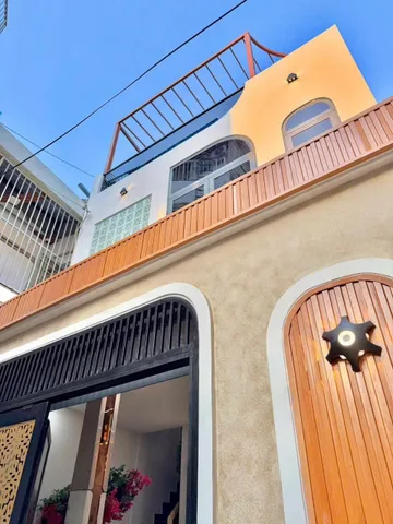 Chủ kẹt tiền cần bán gấp nhà gần MT Nơ Trang Long, P.13, Q. Bình Thạnh – 83.8m2 giá 3tỷ580tr. Sổ chủ giữ.