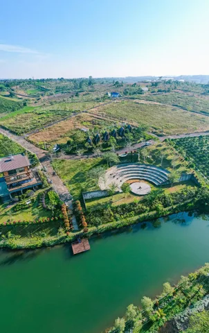 bán 500m2 đất nghỉ dưỡng view hồ sổ sẵn ngay trung tâm thành phố bảo lộc
