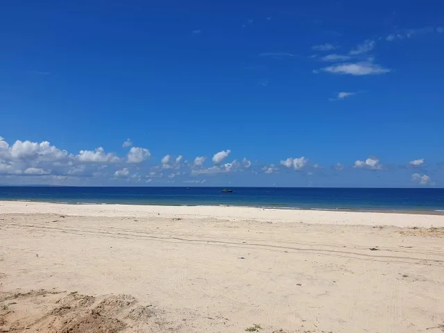 Bán 4214m2 view biển mặt tiền 719, Kê Gà, giá tốt