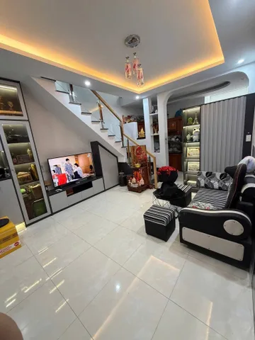 Chỉ 2,100 tỷ sở hữu nhà đẹp 80m2 đường Bùi Minh Trực, Phường Bình Đông, Q8 - Sổ hồng riêng