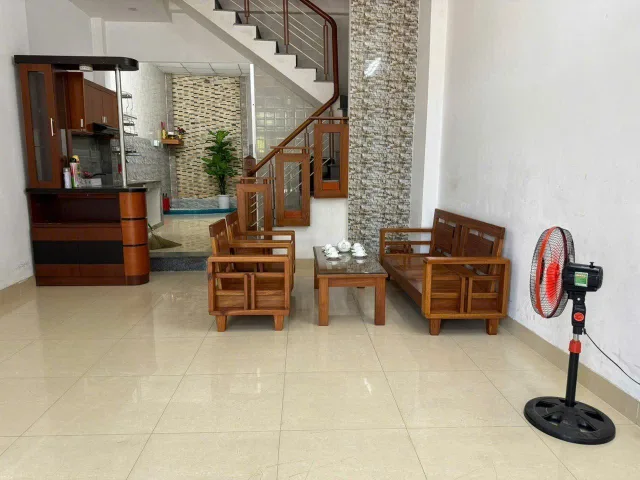 🏢 CHO THUÊ NHÀ 4 TẦNG MẶT TIỀN NGÔ QUYỀN – GẦN CẢNG TIÊN SA, SƠN TRÀ-16TR