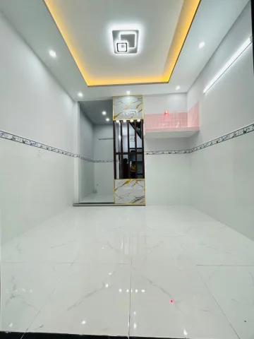 Nhà Đẹp Lý Chiêu Hoàng Q6, 2 Tầng BTCT, 35m², Hẻm Rộng Thoáng, Chỉ Nhỉnh 3 Tỷ