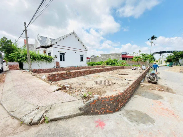 3KT75 🔥 **F0 CẨM LA – TUYẾN 2 ĐƯỜNG 402 – VỊ TRÍ KINH DOANH HIẾM** 🔥