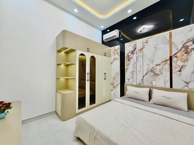 Chủ Cần Bán Gấp Căn Nhà 1 Trệt 1 Lầu - Chợ Bình Chánh - Sổ Riêng - Gần Tiện Ích