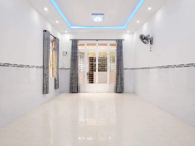 CĂN GÓC LÊ VĂN SỸ Q.3 CHỈ 5.2 TỶ, 33M2. KV GIẾM NHÀ BÁN. KV DÂN TRÍ CAO. ĐÁNG ĐỂ Ở. CĂN D.U.Y NH.ẤT CÒN LẠI