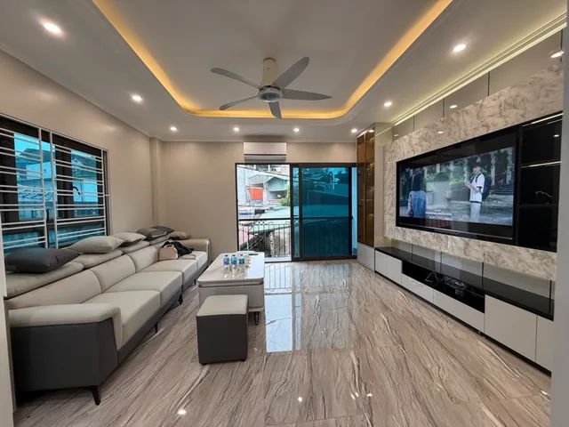 SIÊU PHẨM CẠNH PHỐ HUẾ 48M2 – LÔ GÓC THOÁNG SÁNG – CÓ THANG MÁY – GIÁ 11.7 TỶ
