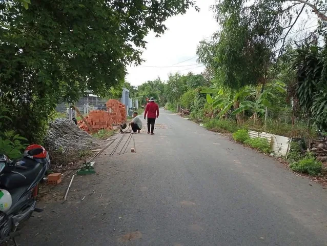 Ra Nhanh 225m2 nhựa to gần ngay KCN cây trường II dân đông
