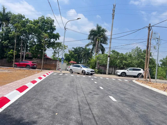 Hơn 3 tỷ sở hữu lô đất 100m,Full thổ cư,mặt trục chính Đồng Trạng,sát ngay khu Biệt Thự Quyết Thắng,gần Quốc Lộ 21A và ĐHFPT