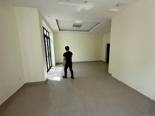 Cho Thuê Nhà Liền Kề Vũ Phạm Hàm - Cầu Giấy 90M² 5 Tầng Thông Sàn - Nội Thất CB - Lô Góc - Ô Tô Đỗ Cửa - Kinh Doanh VP... Giá Thuê 52tr