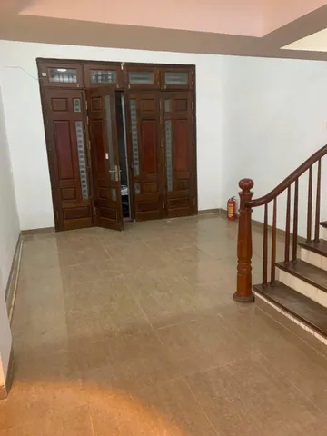 Cho thuê nhà HOÀNG NGÂN, Lê Văn Lương. 19 triệu/tháng. Phù hợp ở Hộ Gia Đình, Văn Phòng, Nhóm đi làm...