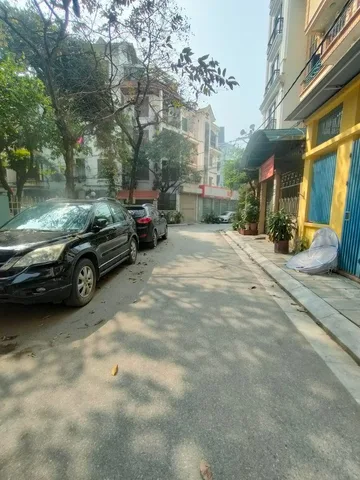 🔥 HIẾM CẦU GIẤY - PHÂN LÔ VIP HỘI NÔNG DÂN - Ô TÔ TRÁNH  -- THANG MÁY - CHỈ 25.8 TỶ
