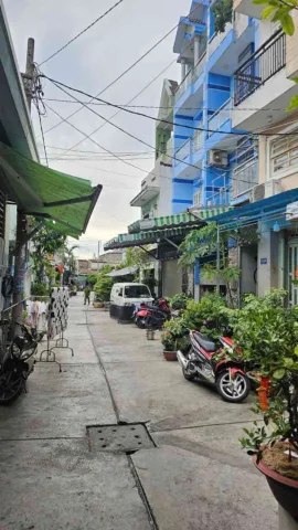 Bán nhà C4 Đường Chiến lược Bình Tân