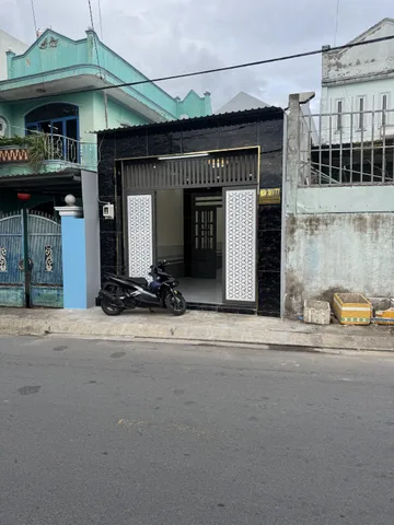 Bán nhà mặt tiền Nguyễn Thị Pha