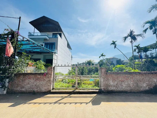 350M2 ( 6,3 TỶ ) VỊ TRÍ ĐẸP GIÁ TỐT TẠI YÊN XUÂN HOÀ LẠC