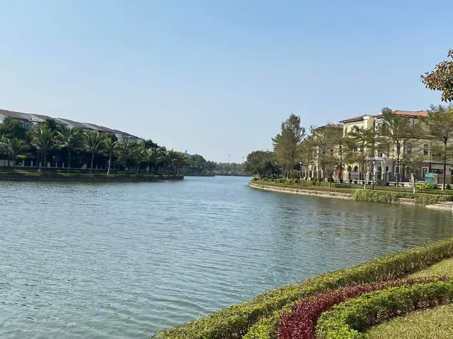 Siêu phẩm biệt thự nhà vườn 210m² full nội thất Vista Lago ngay hồ 7ha đẳng cấp, sống chuẩn resort