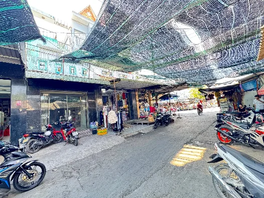 Nhà bán trong khu vực chợ Thiên Hộ, xã Hậu Mỹ Bắc A, huyện Cái Bè, tỉnh Tiền Giang. Giá bán 3 tỷ.