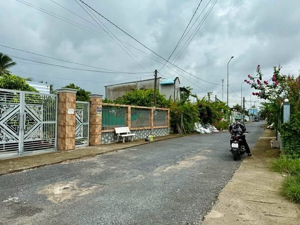 Bán đất 434.5 m2 gần đường Mậu Thân 2 (Tạ Uyên) phường Phước Hậu, tỉnh Vĩnh Long