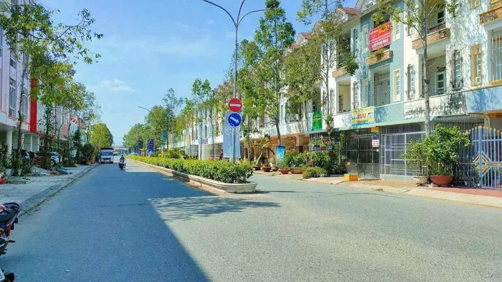 Đất nền Vạn Phát Avenue ( KDC Minh Châu )