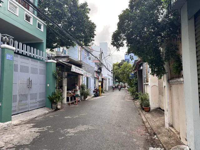 🔥 BÁN ĐẤT TẶNG NHÀ CẤP 4 CŨ – HẺM NHỰA Ô TÔ TRÁNH NHAU TRỤC TRƯƠNG CÔNG ĐỊNH, P7, VŨNG TÀU – 93M² FULL THỔ CƯ – NGAY NGÃ NĂM TRUNG TÂM SẦM UẤT