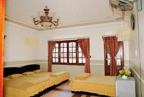 Cho thuê nhà nguyên căn 7 phòng Lý Tự Trọng phường 2 Đà Lạt