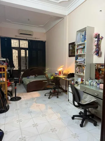 Cho Thuê Nhà Ngõ 82 Nghĩa Tân - Cầu Giấy 60M² 3 Tầng 4 Ngủ - Full Nội Thất - Giá Thuê 15tr