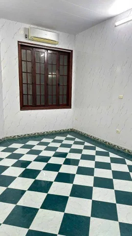 Cho Thuê Nhà Ngõ 137 Khuất Duy Tiến 61M² 3 Tầng 1 Tum 4 Ngủ - Gần Phố - Giá Thuê 15tr
