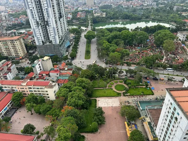 BÁN TÒA NHÀ MẶT PHỐ YÊN LÃNG ĐỐNG ĐA, 406M2, 10 TẦNG 2 THANG MÁY, GIÁ TỐT
