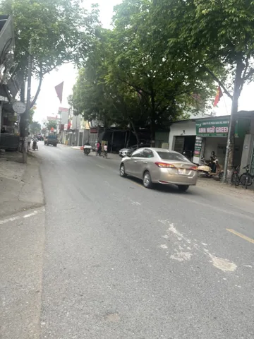70m đất Vân Nội,cách đường Võ Nguyên Giáp 200m,bán kính 500m đầy đủ tiện ích: trường học các cấp,chợ kinh doanh sầm uất