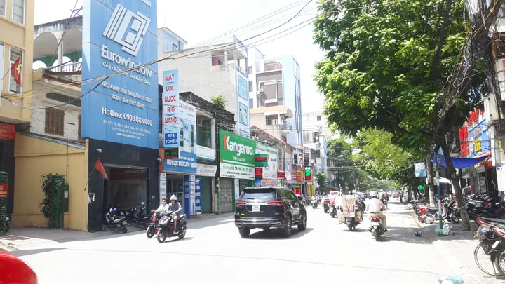 Cho thuê mặt bằng đoạn đẹp  MT: 7m DT: 70m2 phố Tô Hiệu, nhận diện tốt.