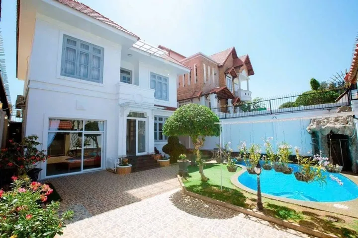 🌴🏡 BIỆT THỰ NGỌC TƯỚC I – HỒ BƠI RIÊNG – CHỈ 3 PHÚT ĐI BỘ RA BIỂN BÃI SAU – 355M² – 36 TỶ 🌊