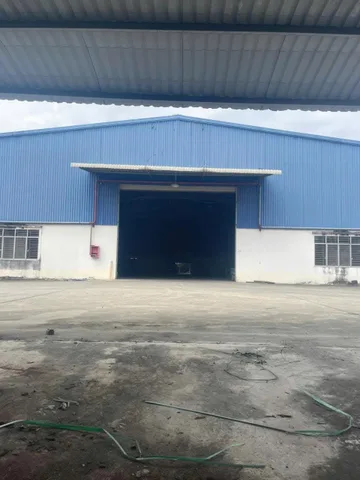 Cho thuê kho gần vòng xuyến cao tốc, DT 2100m2, ra cảng và vào phố đều tiện, PCCC tự động