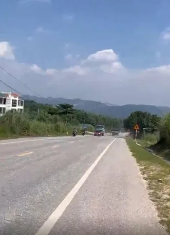 bán đất mặt đường trường lái Hoành Bồ