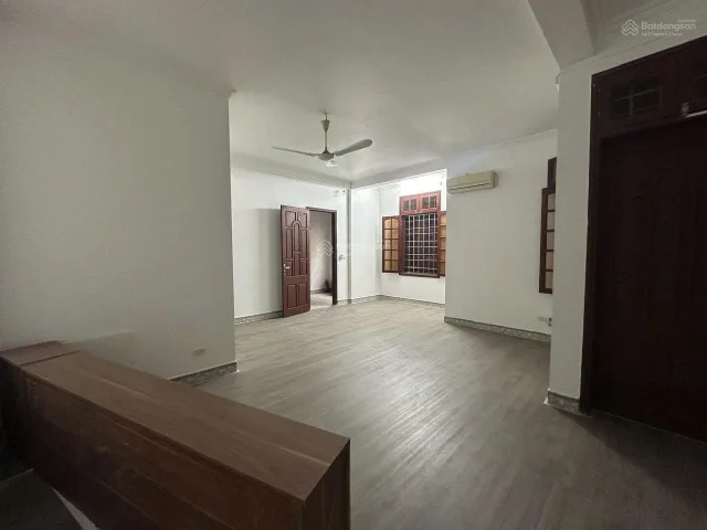 Cho Thuê Nhà Ngõ 95 Trần Quang Diệu - Đống Đa 66M² 4,5 Tầng 5 Ngủ - Gara Ô Tô - Ở, Kinh Doanh VP... Giá Thuê 30tr