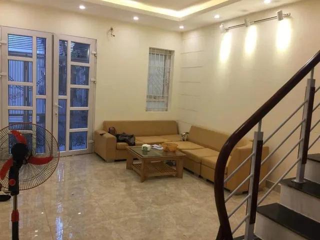 Cho thuê nhà ngõ Hoà Bình, Minh Khai - Hai Bà Trưng 46M*4T giá 14 triệu